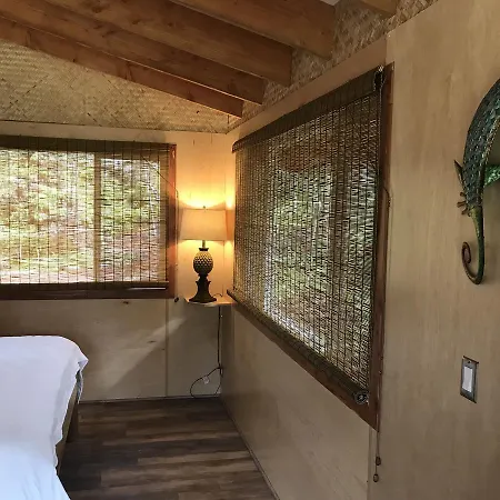 Volcano Eco Cabin & Eco Lodge Exterior photo
