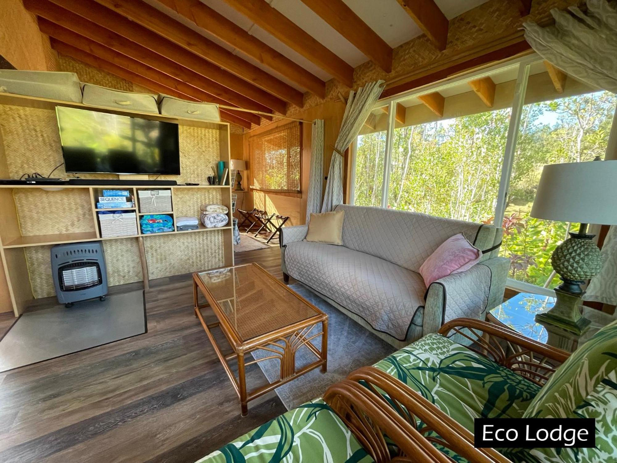 Eco & Eco